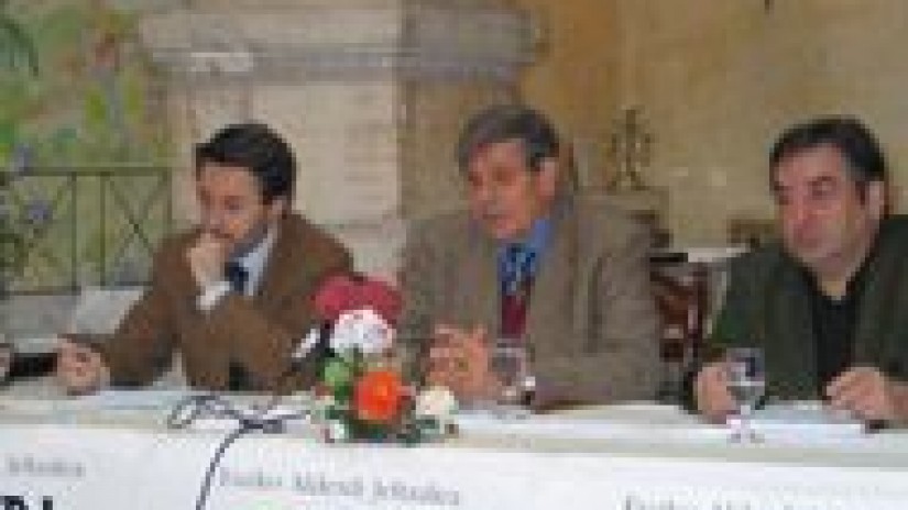 EAJ-PNV apuesta porque la conexión transfronteriza entre Nafarroa y Behe Nafarroa favorezca el desarrollo económico y social