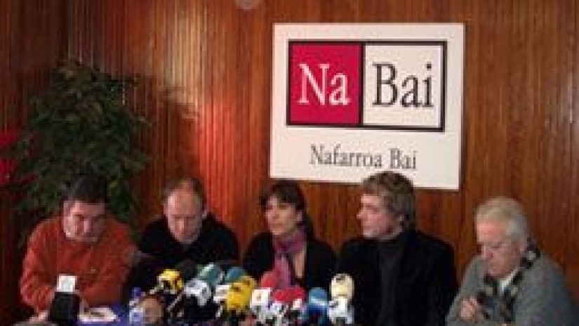 Nafarroa Bai anuncia su decisión de concurrir a las elecciones forales y municipales de 2007