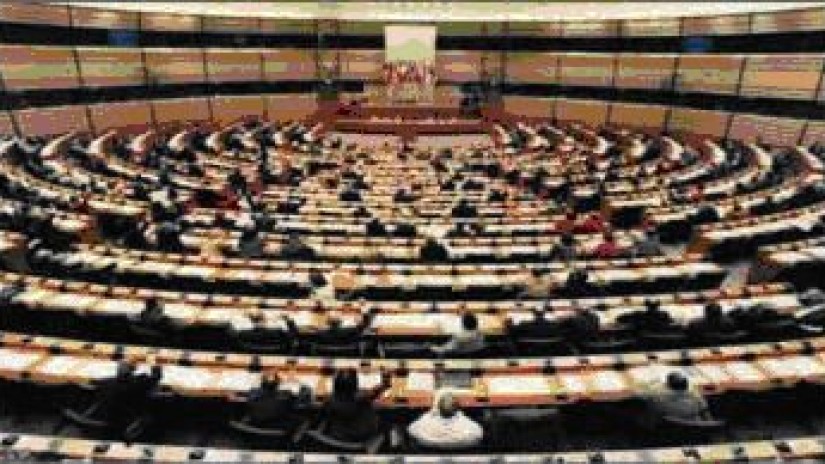 Europar Parlamentuak bake-prozesua babestu du