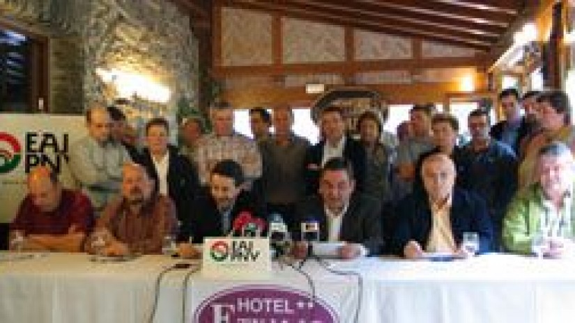 EAJ-PNV ha presentado sus candidaturas en los ayuntamientos de Bortziriak