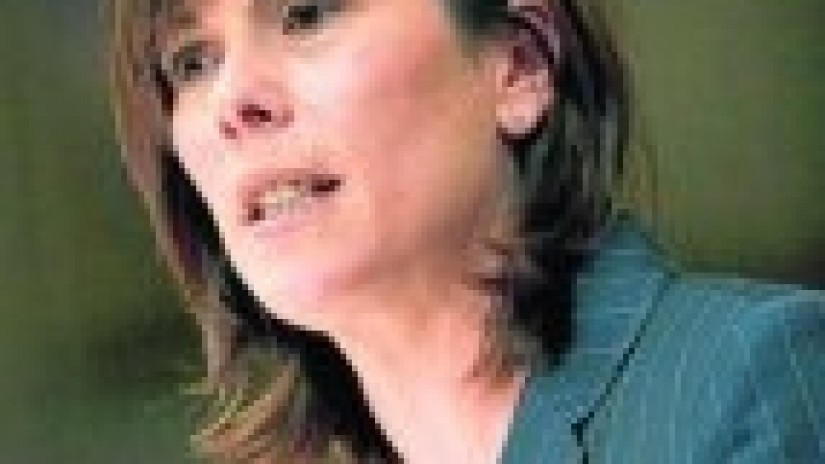 UXUE BARKOSek ALDI BATERAKO BERE LAN POLITIKOA UTZIKO DU BULARREKO MINBIZIA DELA ETA