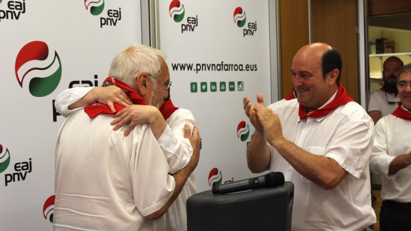  Un pañuelo para un gran hombre: José Antonio Urbiola