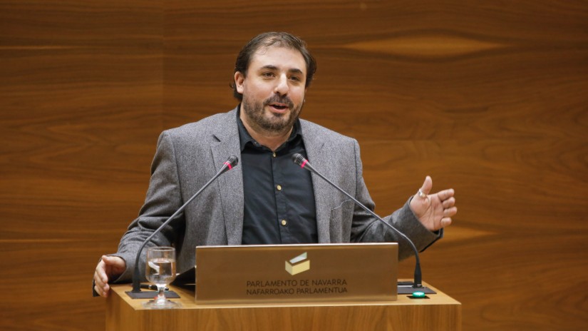 Unai Hualde: “UPN se está quedando sin banderas de buen gestor, por eso azuza las identitarias”