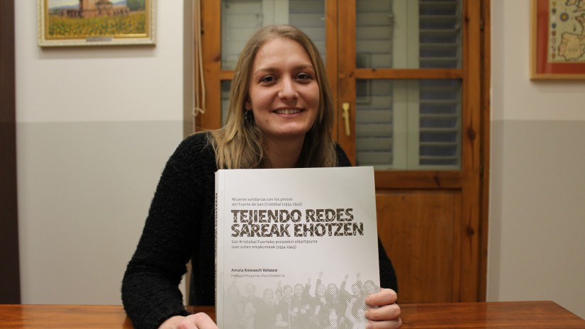 Amaia Kowasch: “Las mujeres visitaban a los presos de Ezkaba en condiciones muy duras: lloviendo, nevando, con frío y calzadas con  alpargatas”