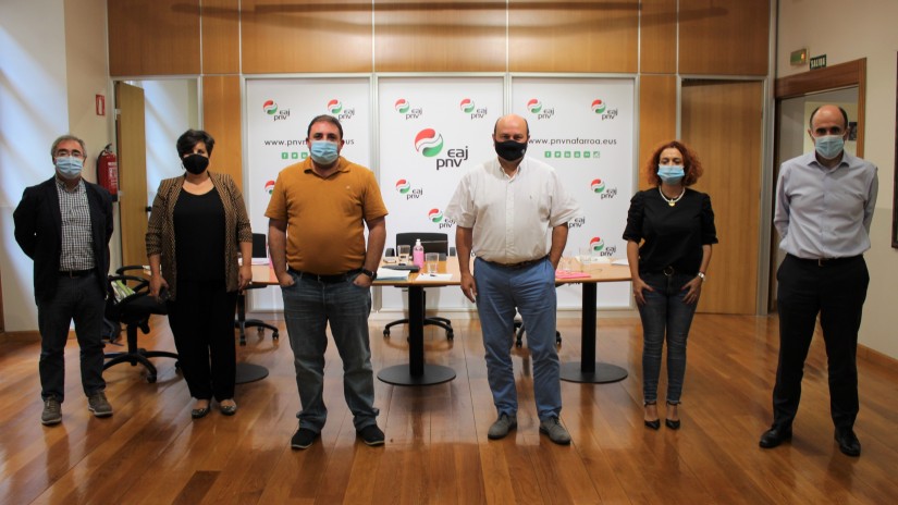 Andoni Ortuzar se reúne con cargos públicos de EAJ-PNV Nafarroa para analizar el arranque del curso político en la Comunidad foral