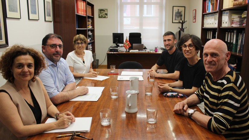 EAJ-PNV Nafarroa mantiene un encuentro con la Federación de Ikastolas de Navarra
