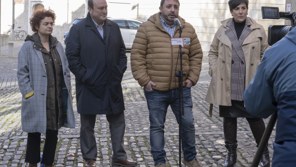 Entzunez Eraiki - Iruñea