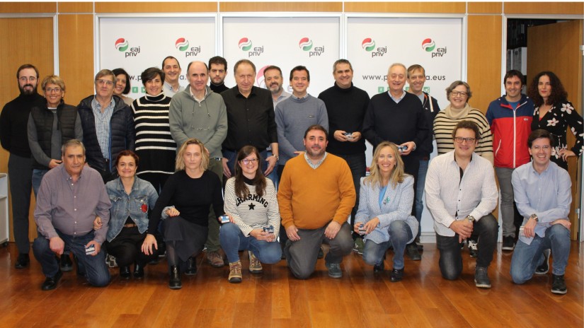 EAJ-PNV Nafarroa reconoce el trabajo y el compromiso de alderdikides que han desempeñado o desempeñan cargos públicos EAJ-PNV Nafarroa reconoce el trabajo y el compromiso de alderdikides que han desempeñado o desempeñan cargos públicos