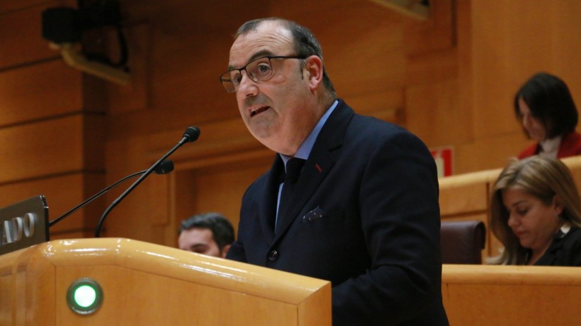 RTVE se abre a emitir en Nafarroa el documental 'A flor de tierra' sobre las exhumaciones tempranas tras el franquismo, a propuesta de EAJ-PNV RTVE se abre a emitir en Nafarroa el documental 'A flor de tierra' sobre las exhumaciones tempranas tras el franquismo, a propuesta de EAJ-PNV